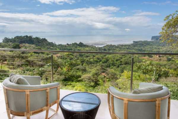 Deluxe Villas Partial Ocean View - Three Sixty - Costa Rica - Cosmic Travel