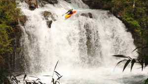 Kayaking  - Vira Vira Hacienda - Chili - Cosmic Travel