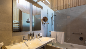 Bathroom Rilan - Tierra Chiloe - Chili - Cosmic Travel
