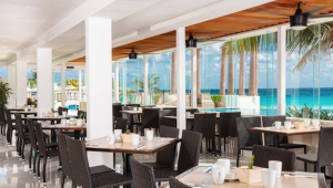 Krystal Cancun - Mexique - Cosmic Travel
