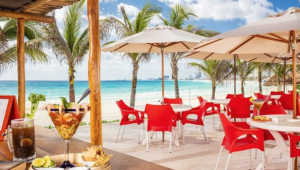 Krystal Cancun - Mexique - Cosmic Travel
