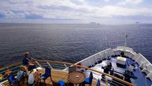 M/Y La Pinta - Equateur - Cosmic Travel