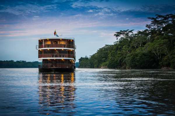 Anakonda Amazon Cruise - Ecuador - Cosmic Travel