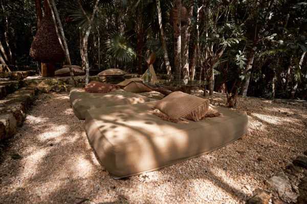 Kapok Bacalar - Mexico - Cosmic Travel