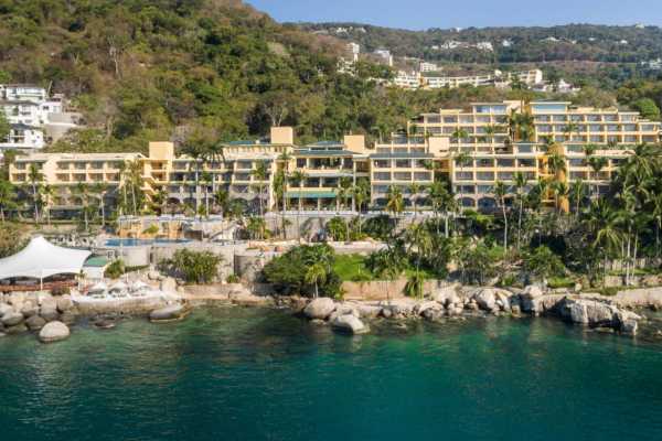 Camino Real Acapulco Diamante - Mexico - Cosmic Travel