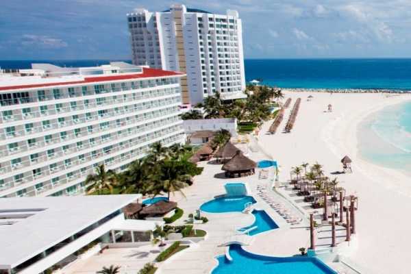 Krystal Cancun - Mexique - Cosmic Travel