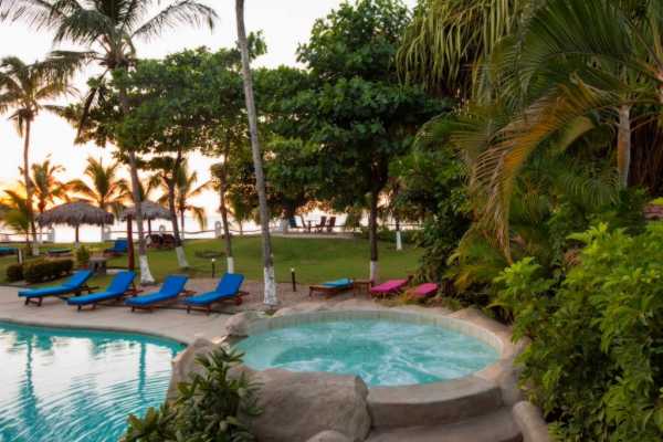 Bahia del Sol - Costa Rica - Cosmic Travel