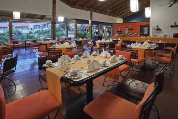 Country Inn & Suites - Costa Rica - Cosmic Travel