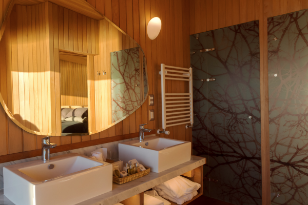 Bathroom Pullao  - Tierra Chiloe - Chili - Cosmic Travel