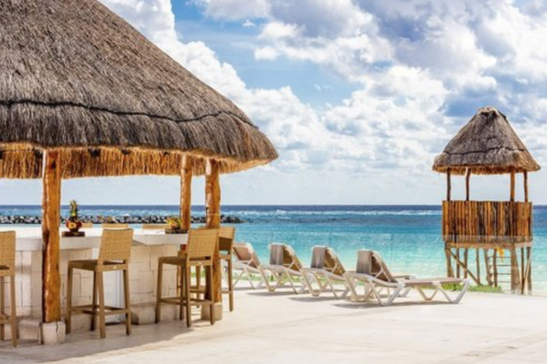 Krystal Cancun - Mexique - Cosmic Travel