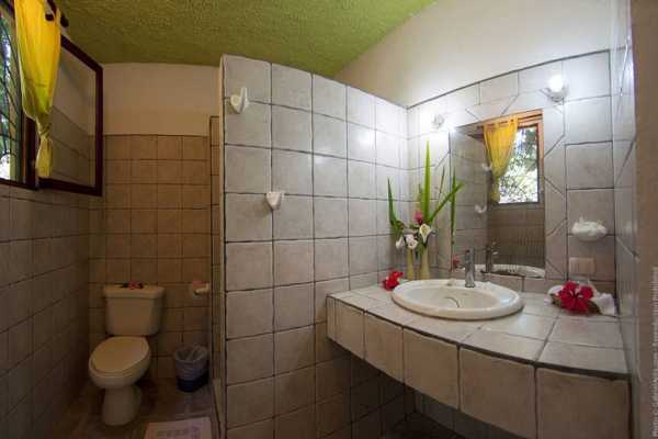 Standard - Cariblue - Costa Rica - Cosmic Travel