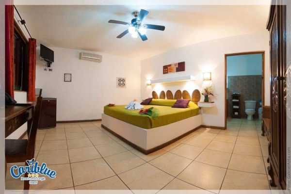 Superior - Cariblue - Costa Rica - Cosmic Travel