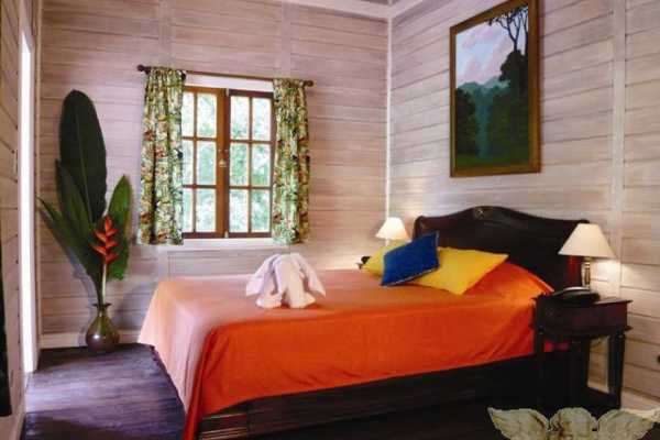 Cuna del Angel  - Costa Rica - Cosmic Travel