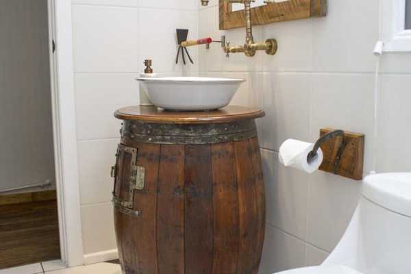 Bathroom The Orchard - La Yegua Loca  - Chili - Cosmic Travel