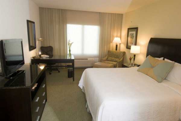 Hilton Garden Inn Liberia -  - Cosmic Travel