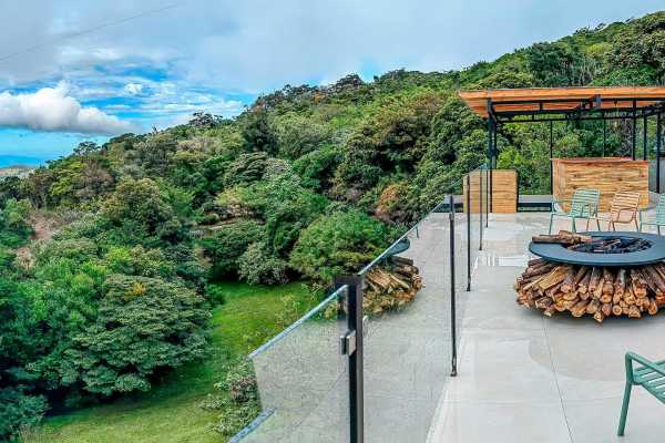 Cloud Forest Lodge - Costa Rica - Cosmic Travel